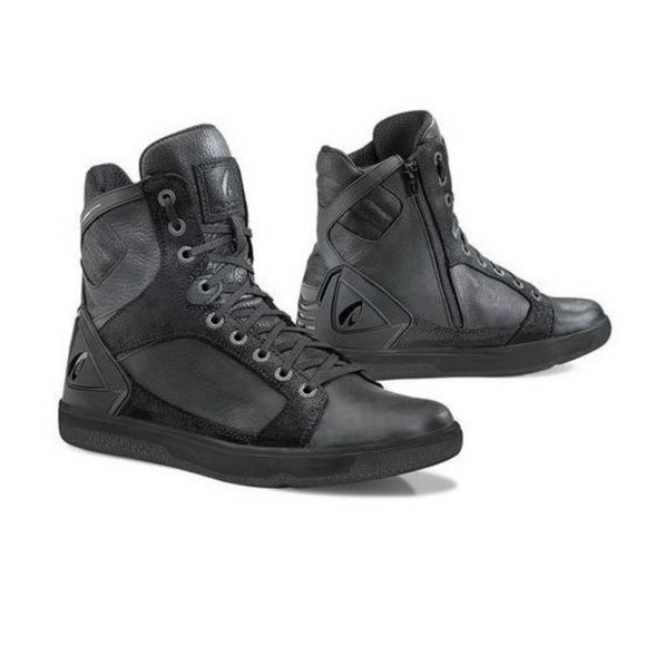 FORMA Hyper Waterproof Motorcycle Boots CE Approved FORMA Hyper Waterproof Motorcycle Boots CE Approved